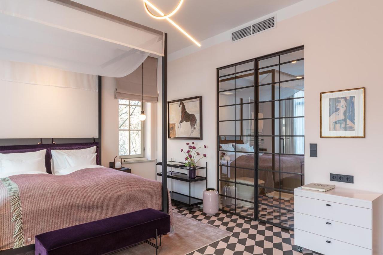 Cameră dublă Deluxe cu balcon