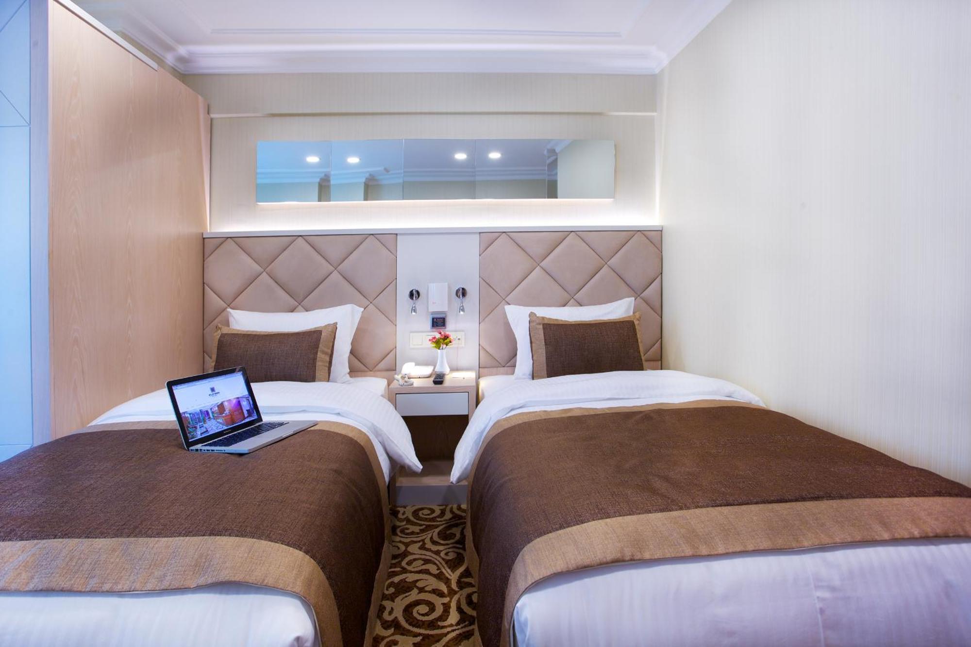 Double or Twin Room,211561799:JPEG