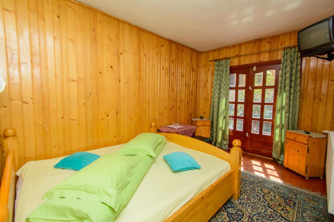 Budget Twin Room