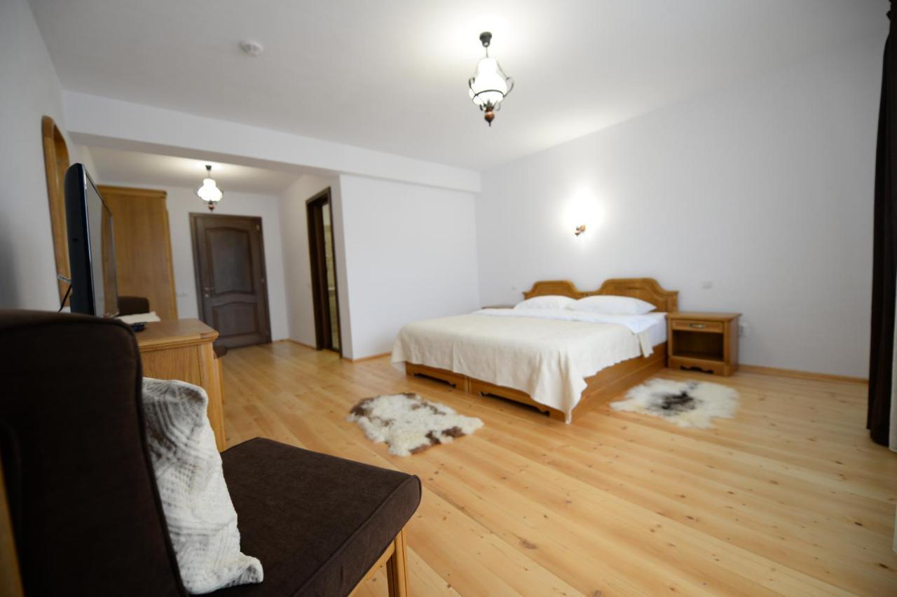 Double Room,1043261491:JPEG