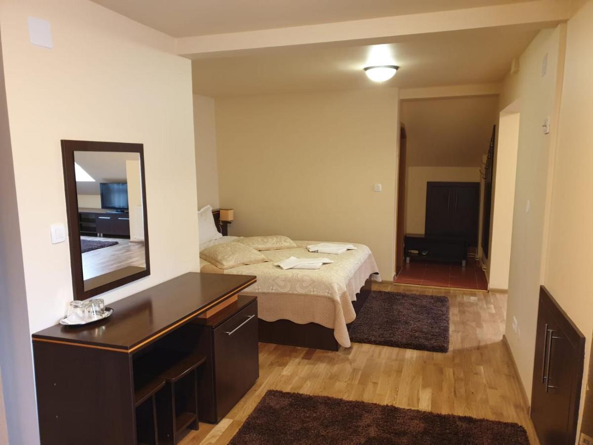 Junior Suite,1084086337:JPEG