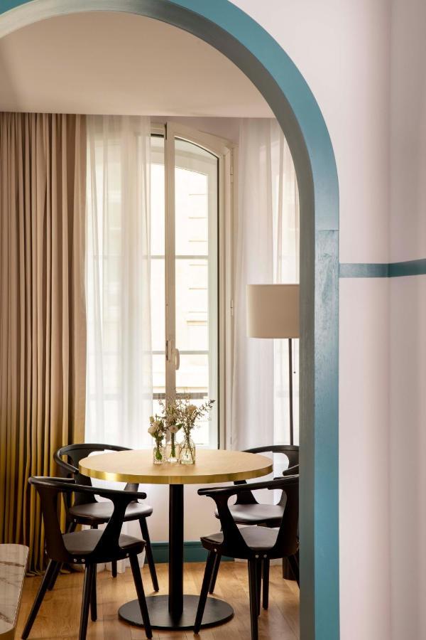 Studio,1481486870:JPEG