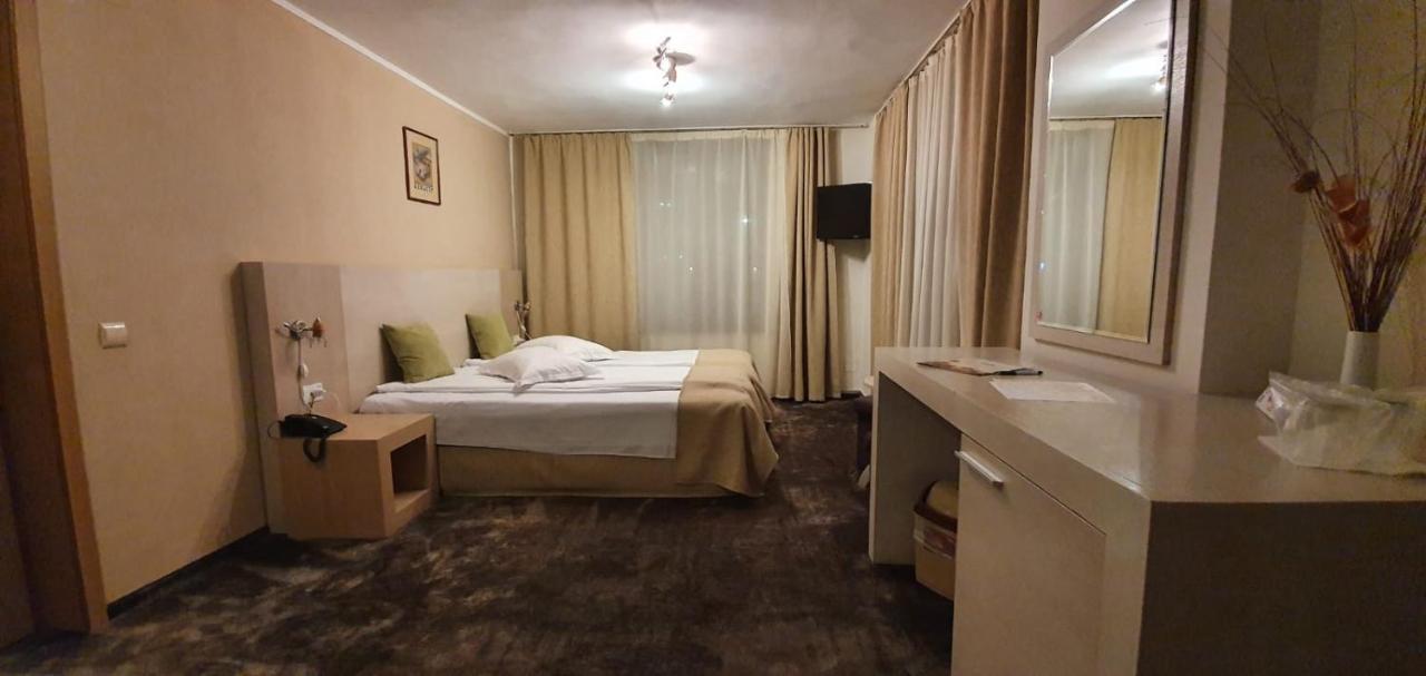 Standard Double or Twin Room 3***,1087564675:JPEG
