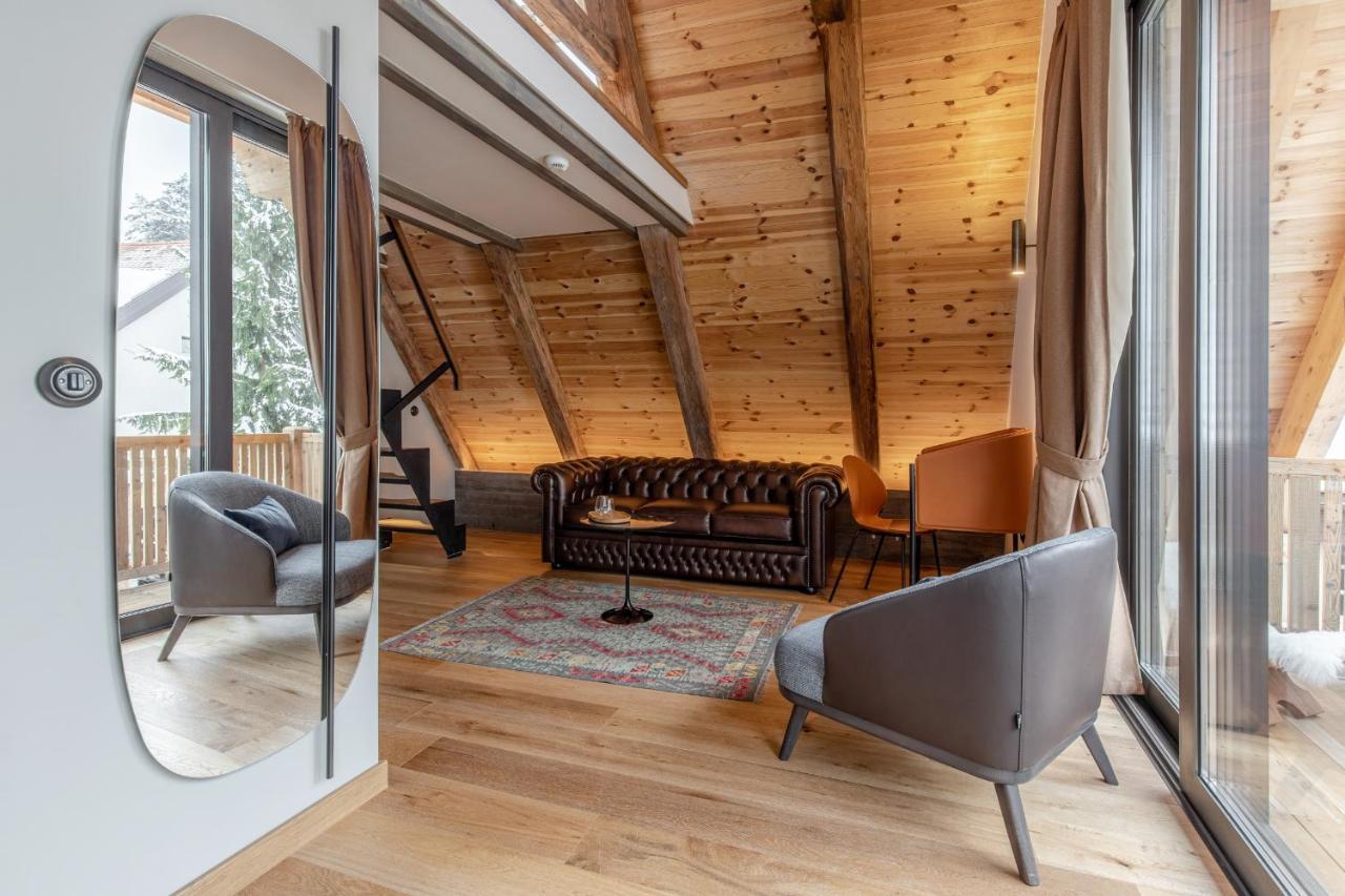 King Suite with Balcony,1088864797:JPEG