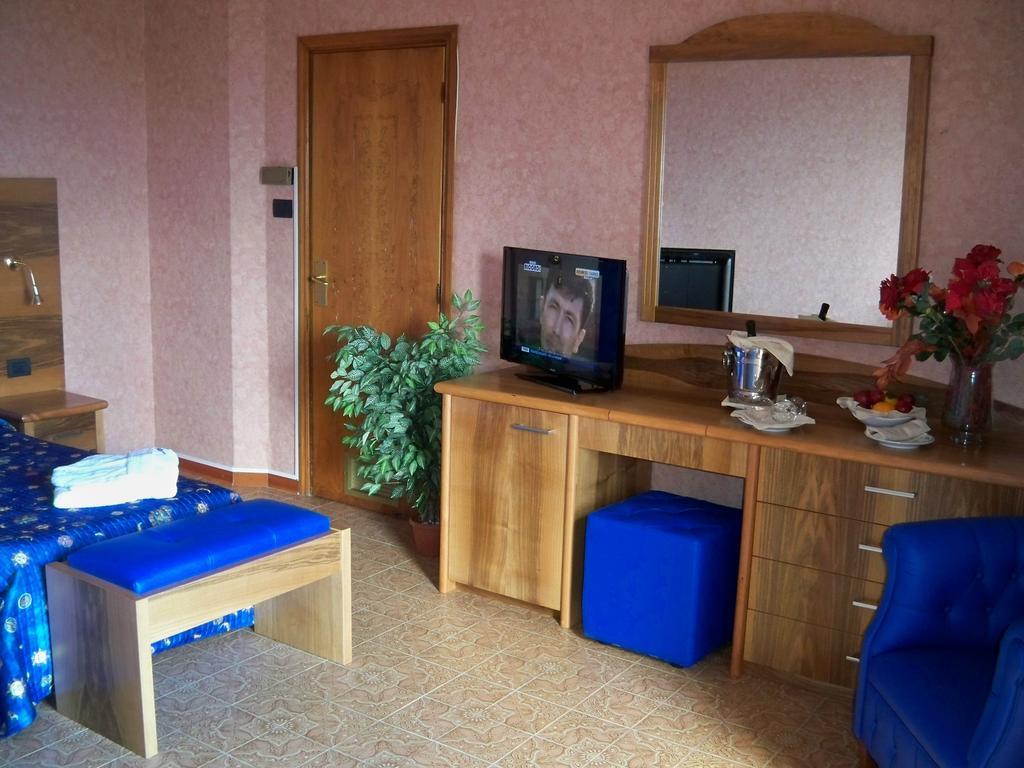 Cameră dublă sau twin