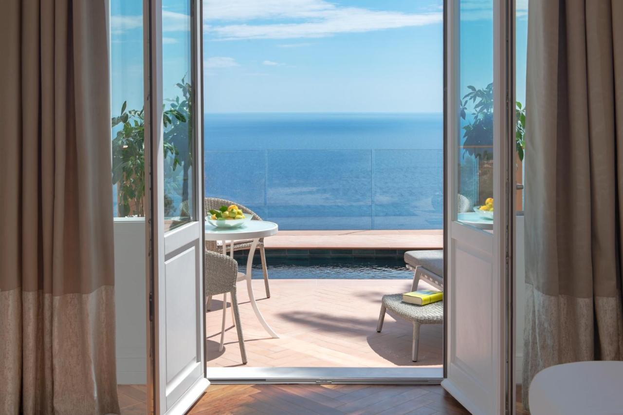 Suită Executive cu piscină de relaxare și vedere la mare