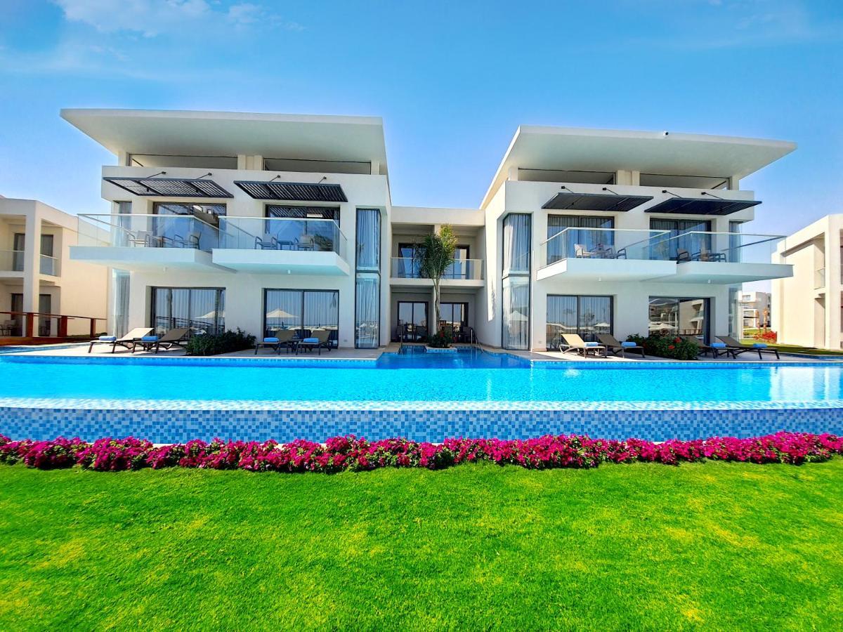 Suită Twin Deluxe Lagoon cu vedere la mare