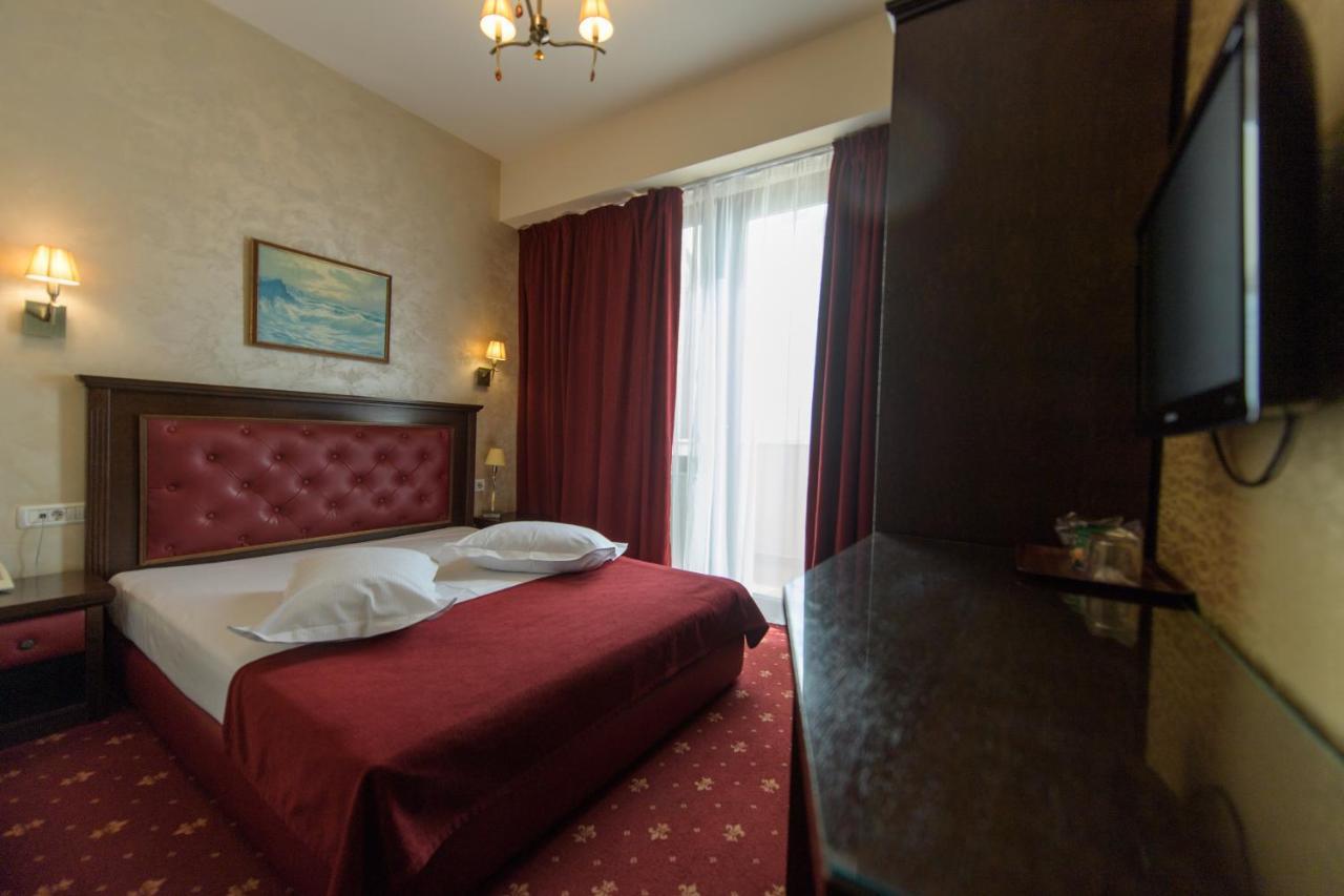 Cameră single cu balcon şi vedere la mare