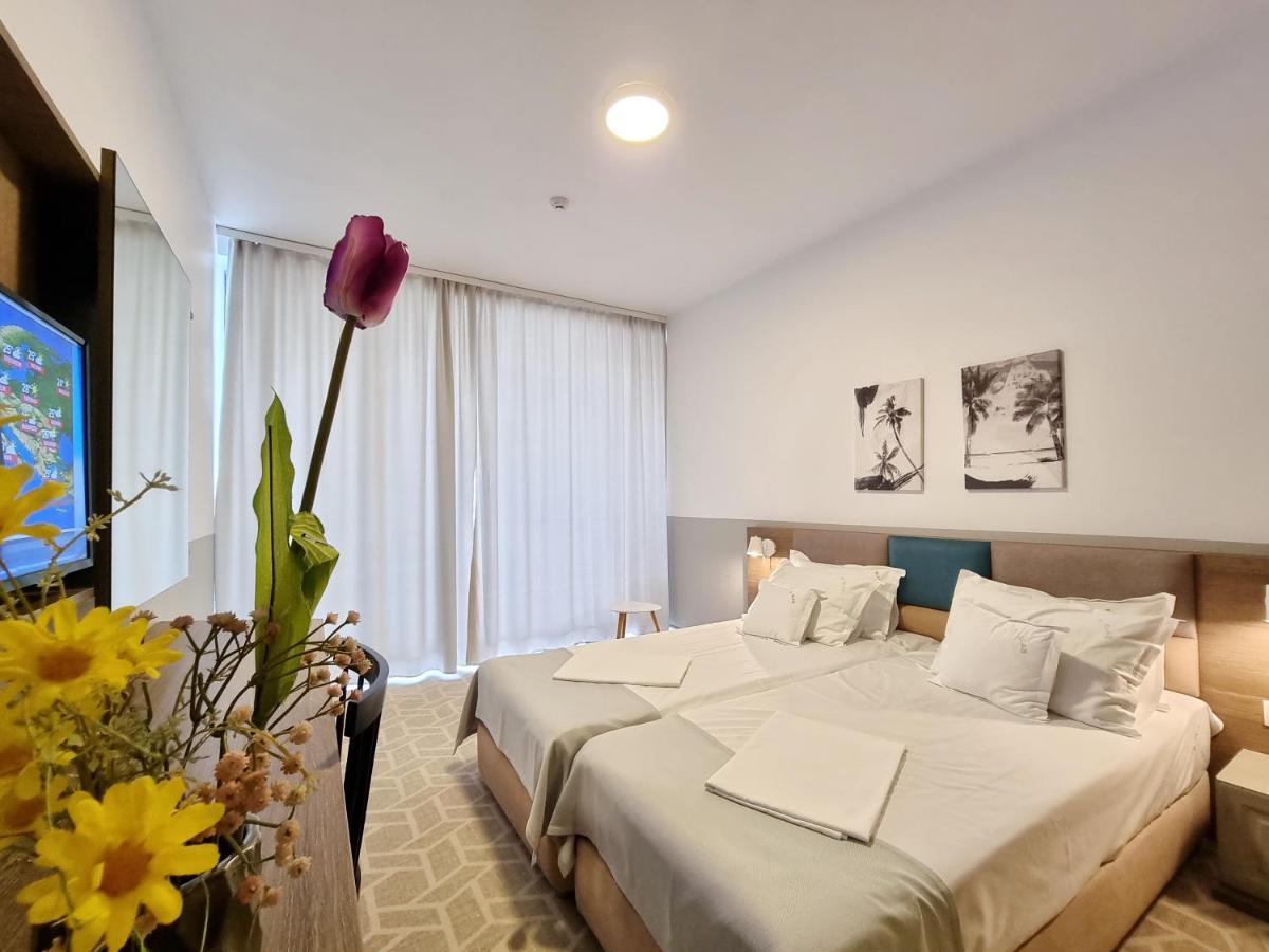 Cameră twin cu balcon