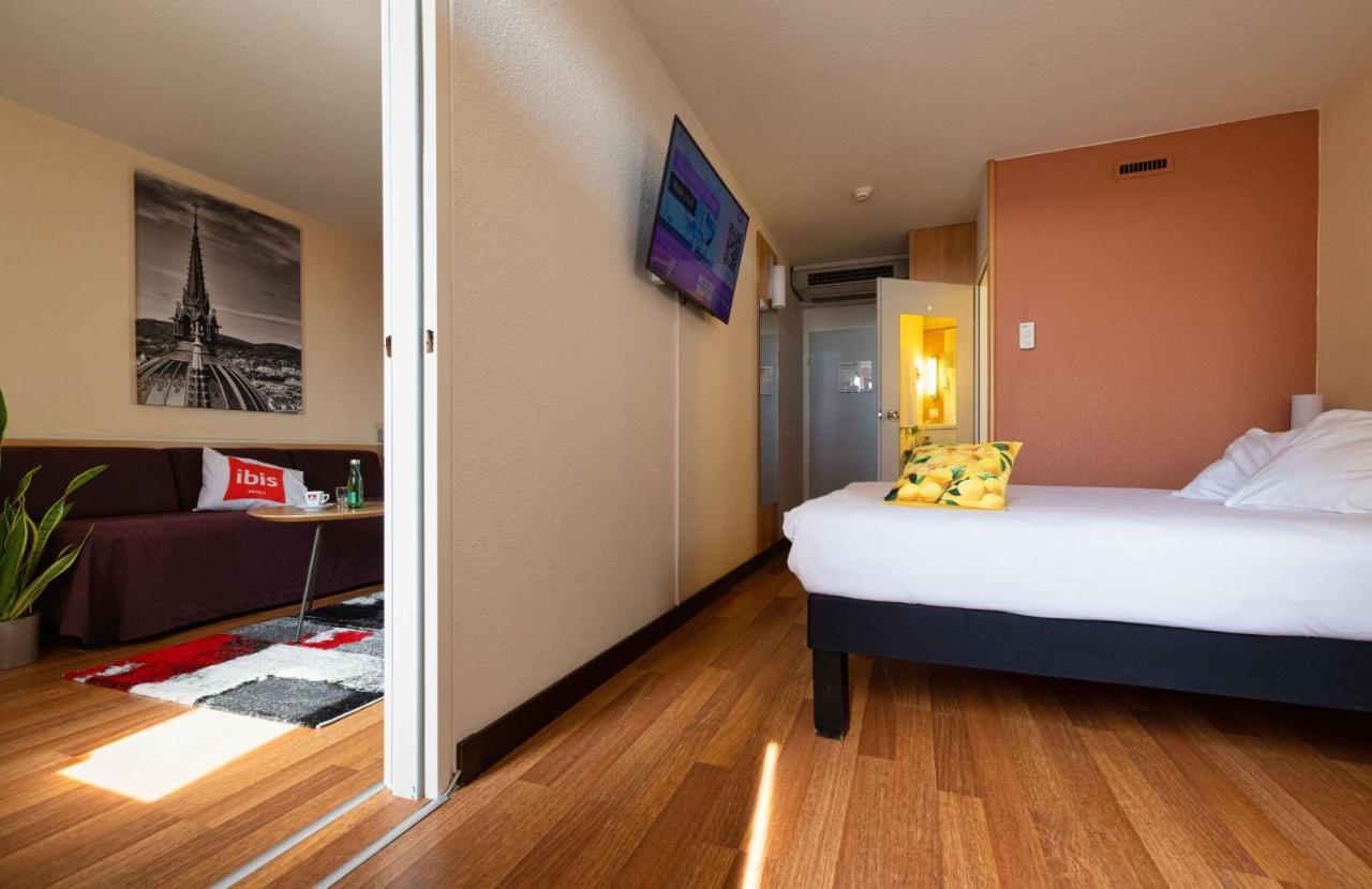 Apartament cu vedere la oraş