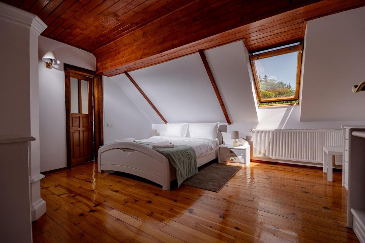 Standard Double Room,1180787344:JPEG