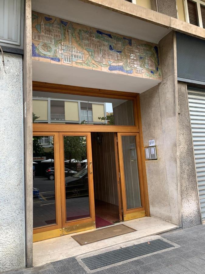 Cameră dublă cu baie comună