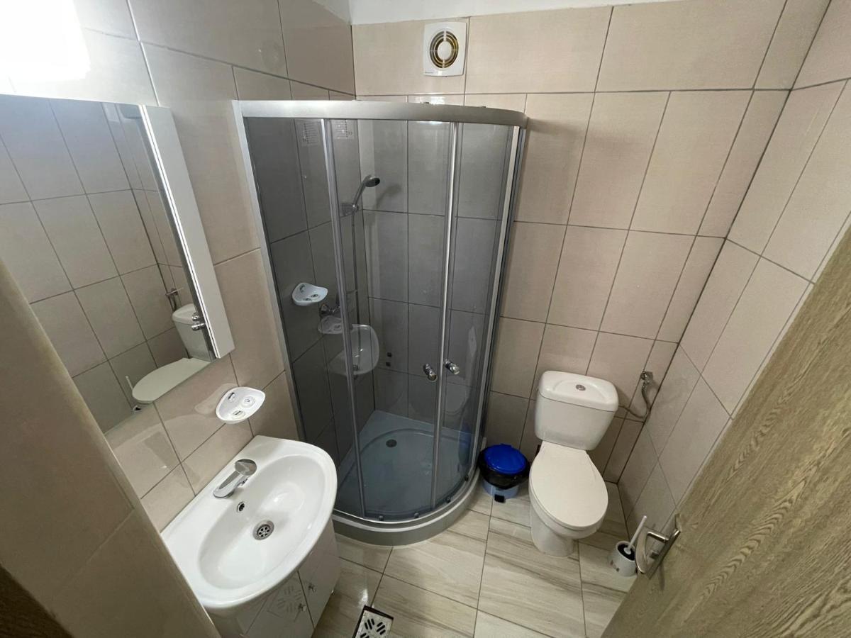 Cameră triplă Deluxe