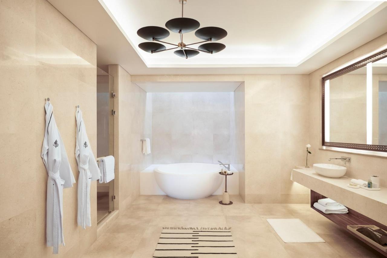 Four Seasons Suite with Pool -Egyptians and Residents only