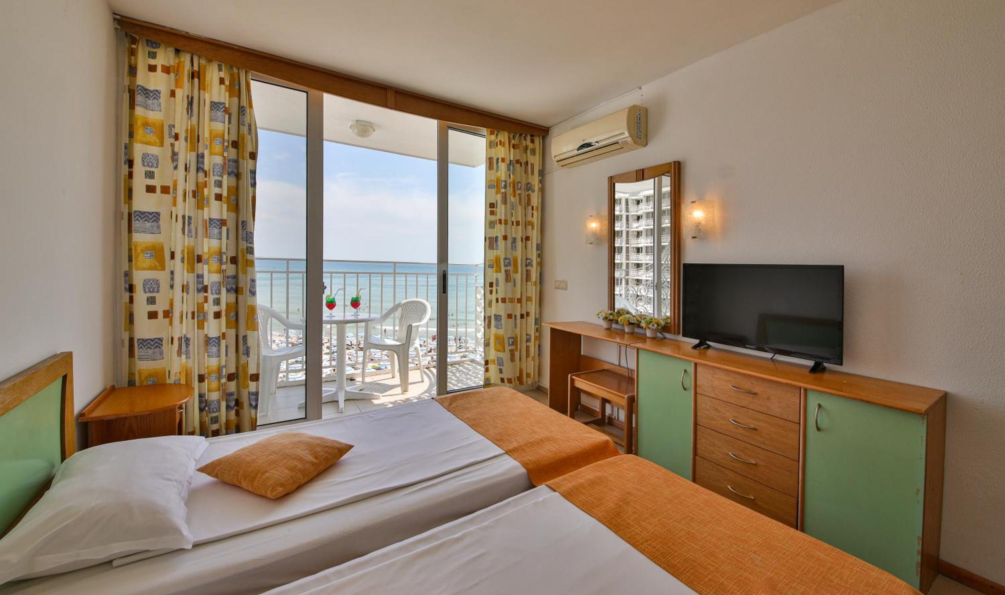 Double or Twin Room Sea View,982108747:JPEG
