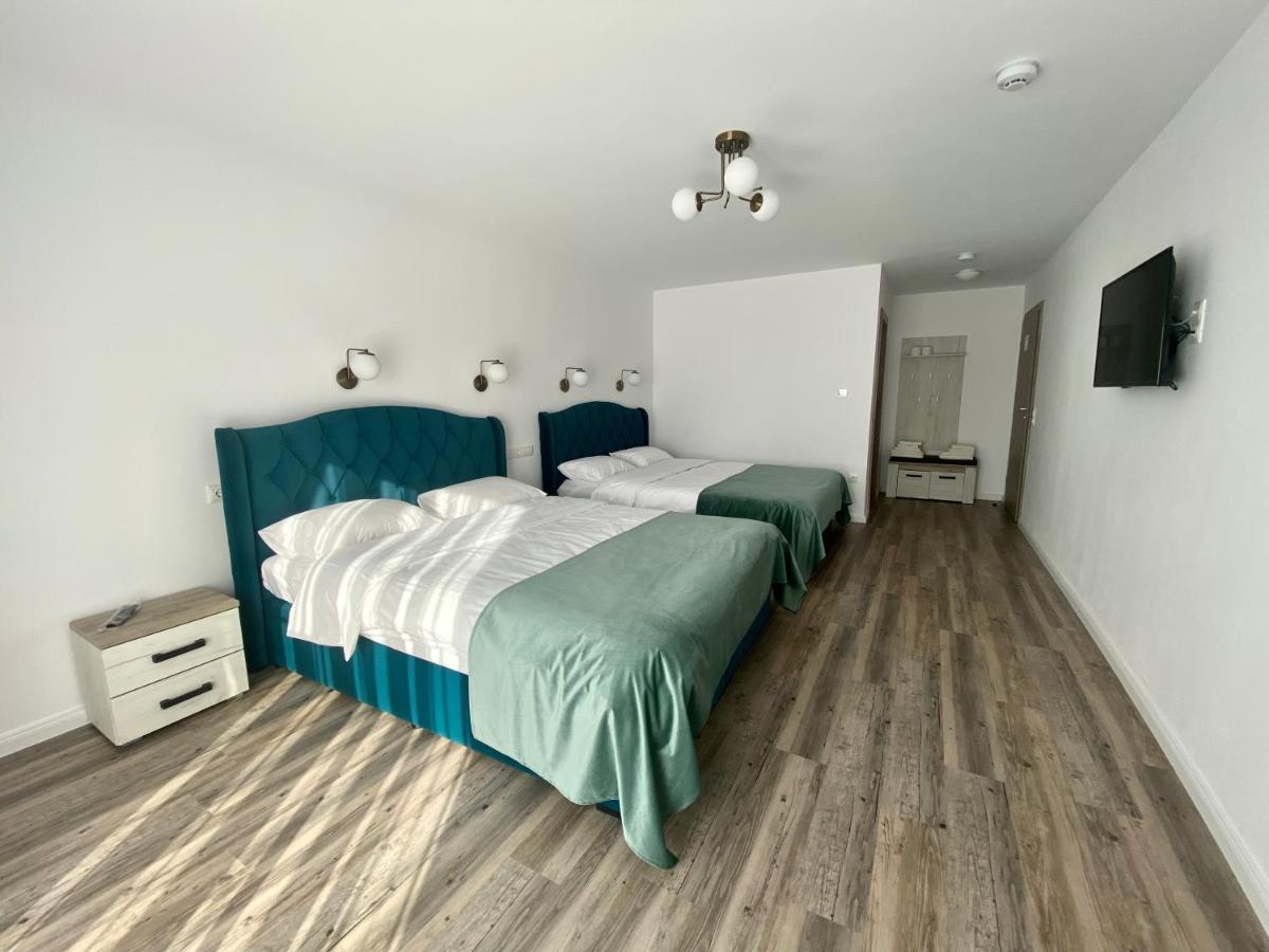 Quadruple Room Lake View,1286526496:JPEG