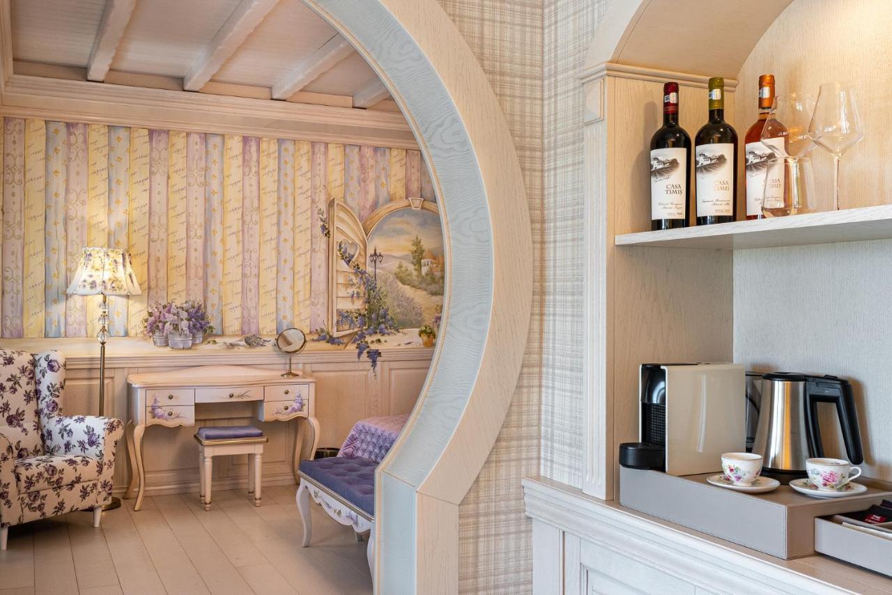 Bungalou Deluxe