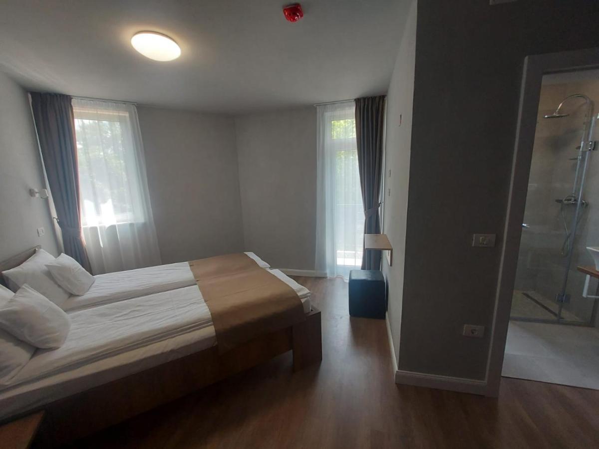 Standard Double Room,1251790846:JPEG