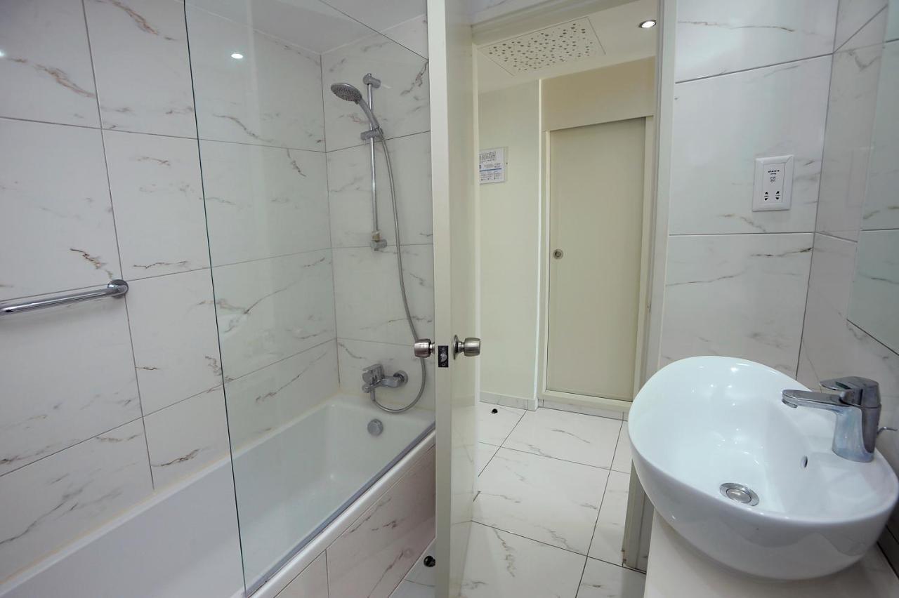 Cameră dublă sau twin superioară, cu vedere la interior