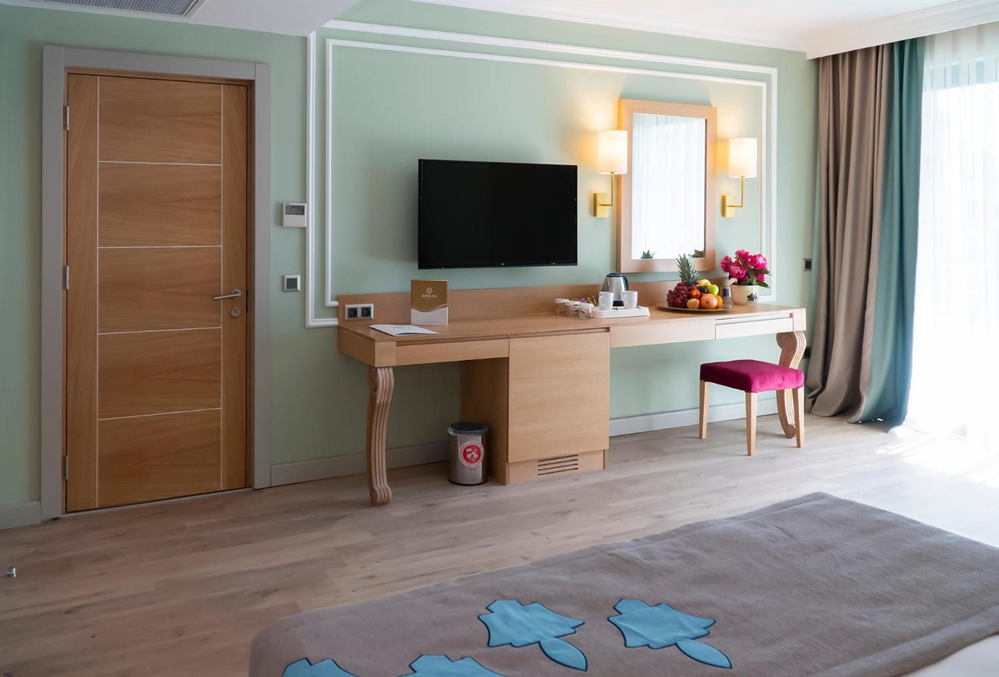 Family Room with Private Bathroom,1278413143:JPEG