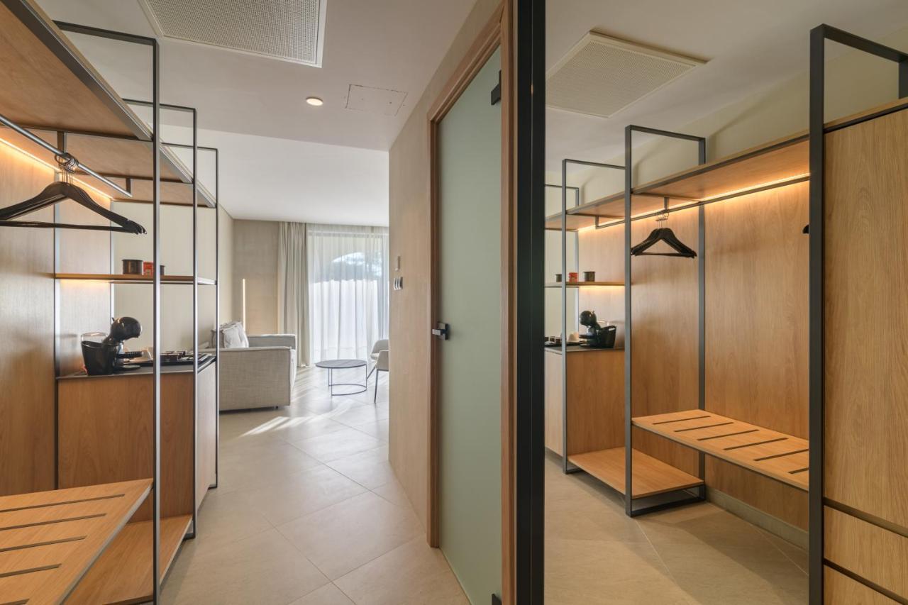 Studio Premium pe colț, cu vedere la parc și acces nelimitat la Health Spring Spa