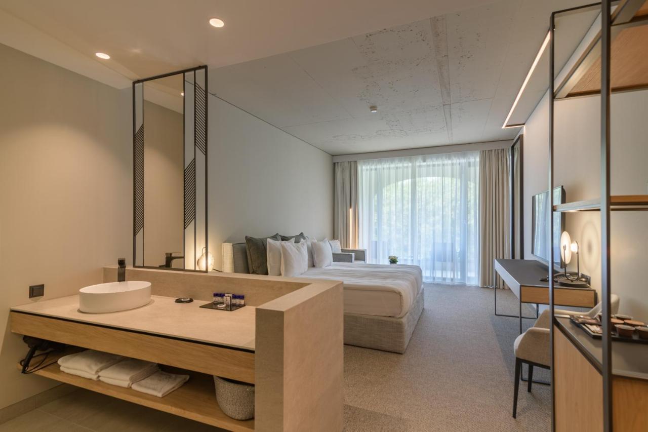 Cameră King Deluxe cu acces nelimitat la Health Spring Spa