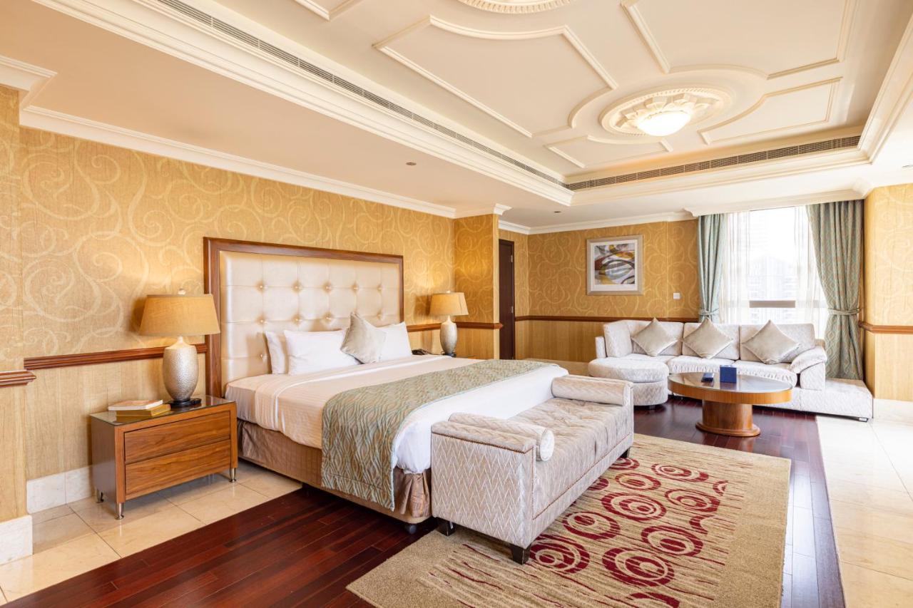 Penthouse with Private Pool - 25% off on F&B, Just Steps from JBR Beach