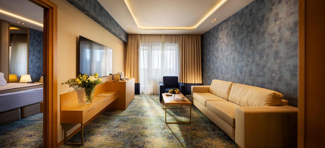Apartament Deluxe cu 1 dormitor și vedere la mare - acces gratuit la plajă