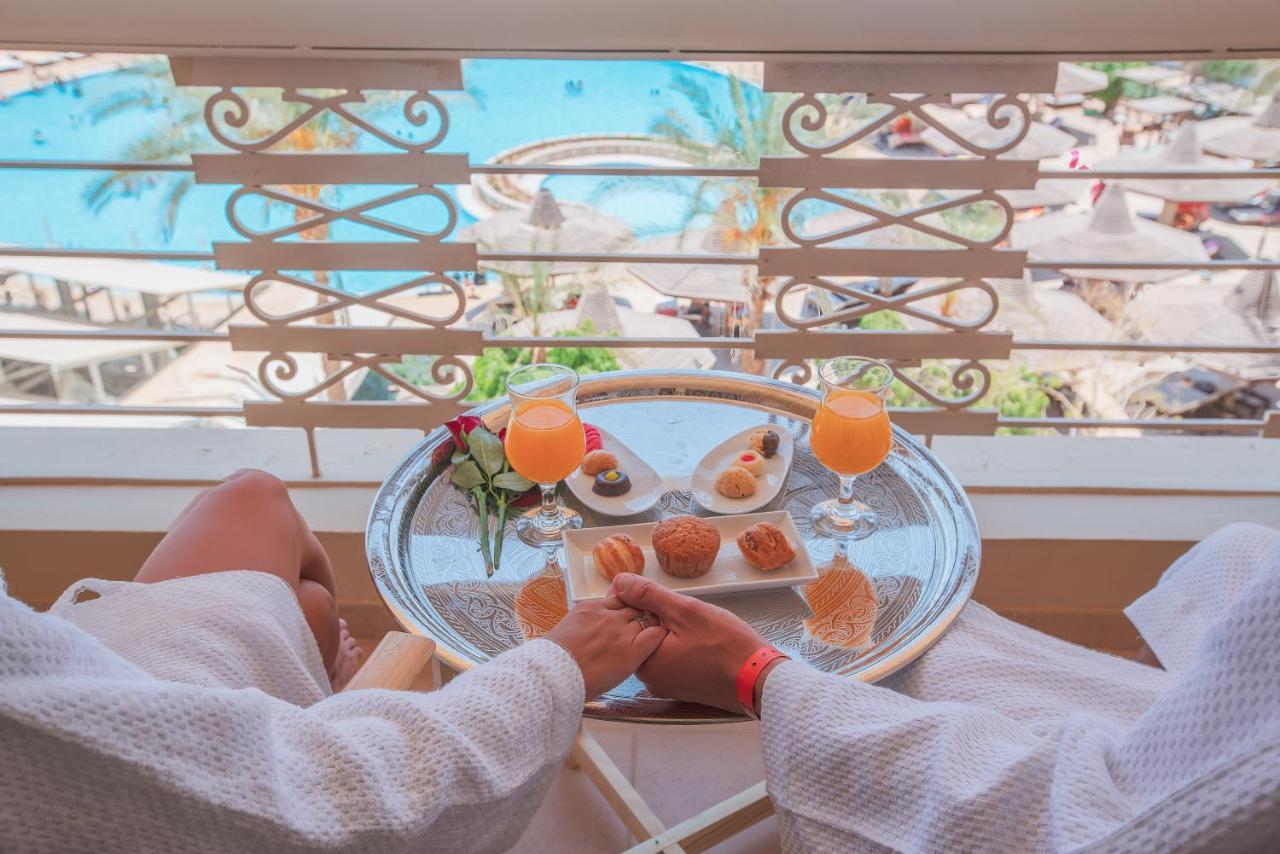 Honeymoon Package at Deluxe Room