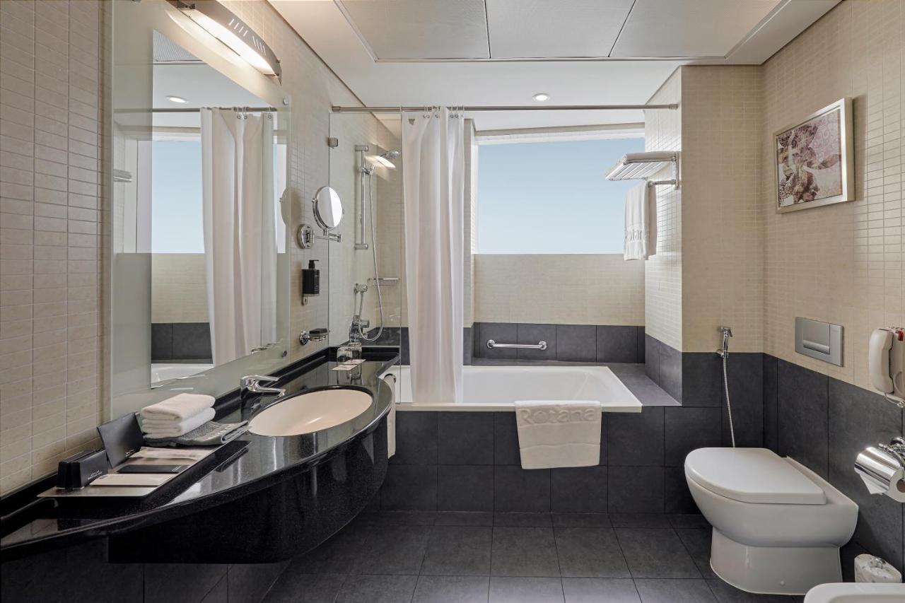 Large Corner – High Floor