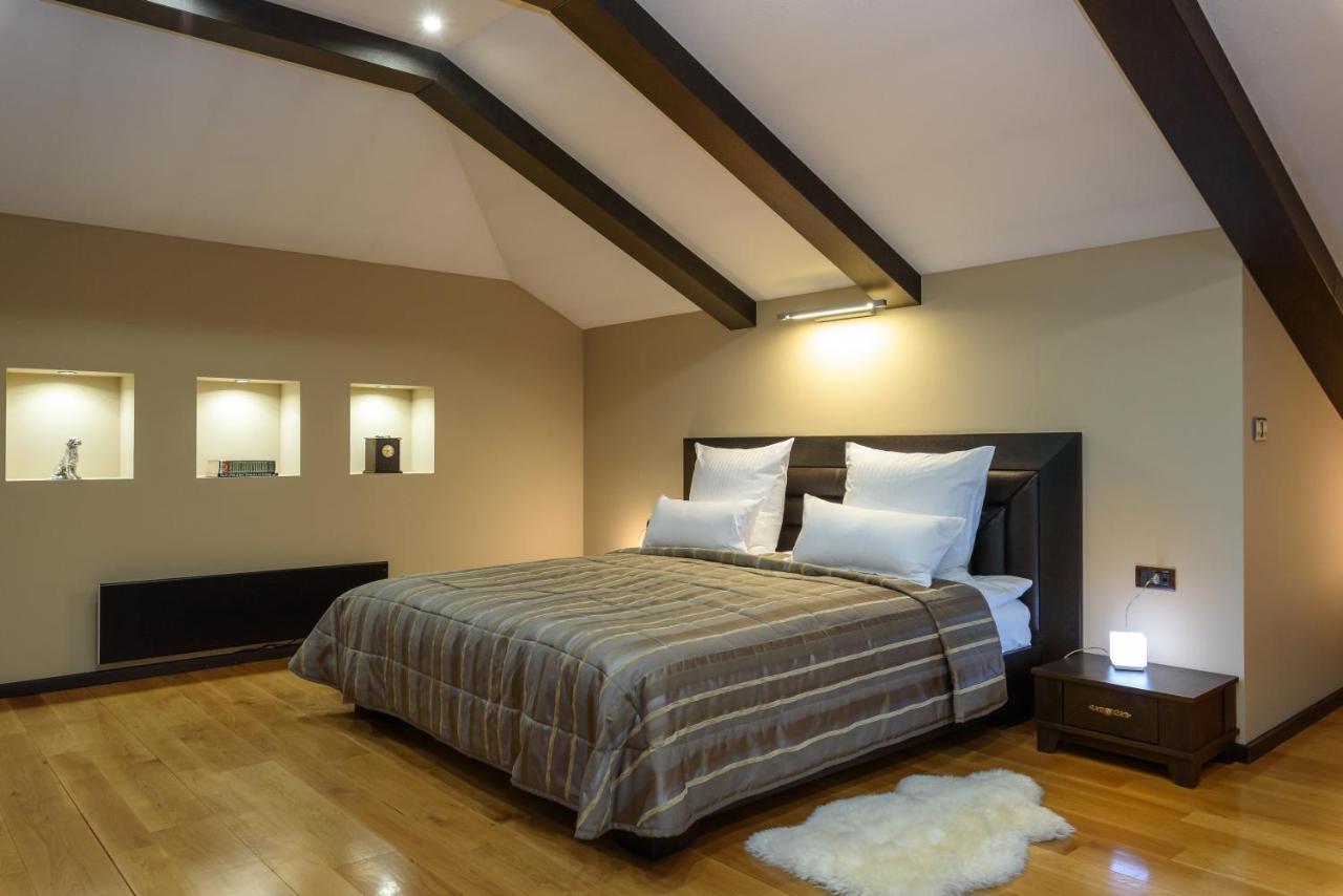 Deluxe Alpine Apartment