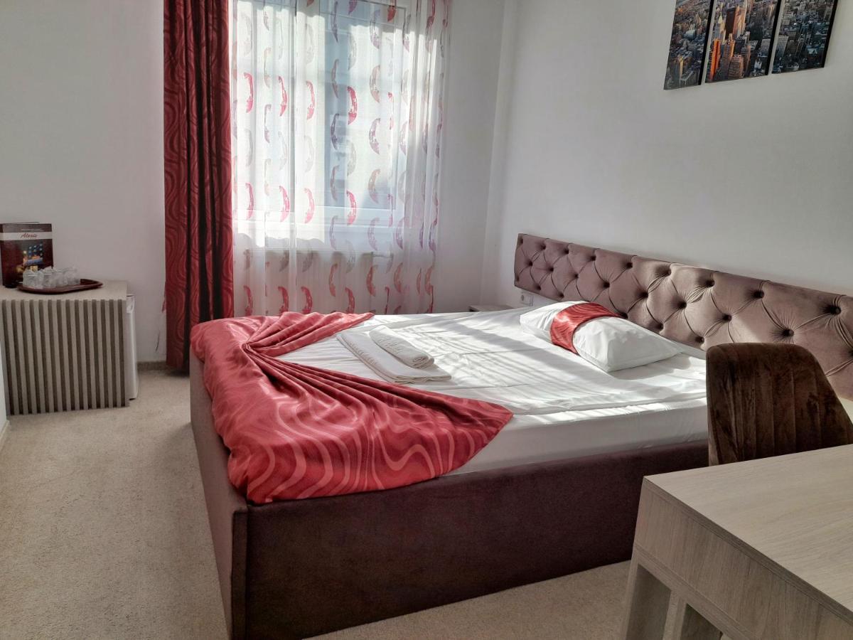 Standard Double Room,1366767251:JPEG