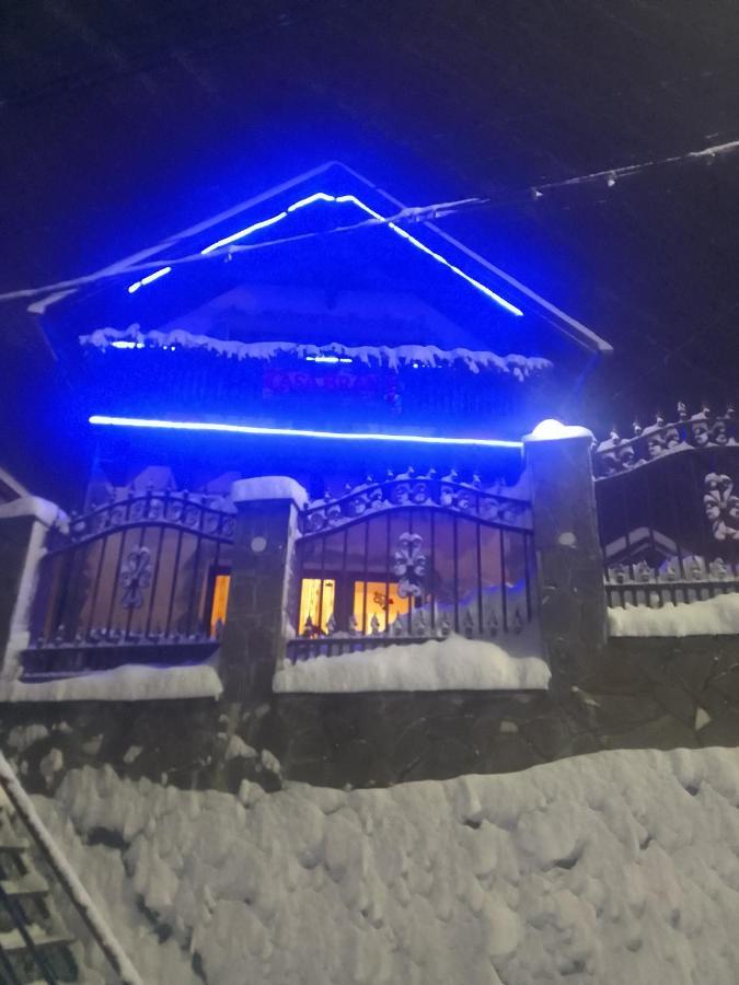 Casă cu 3 dormitoare.