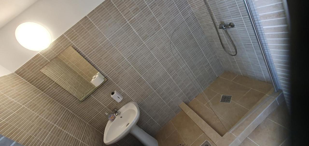Double Room with Terrace,1415119890:JPEG
