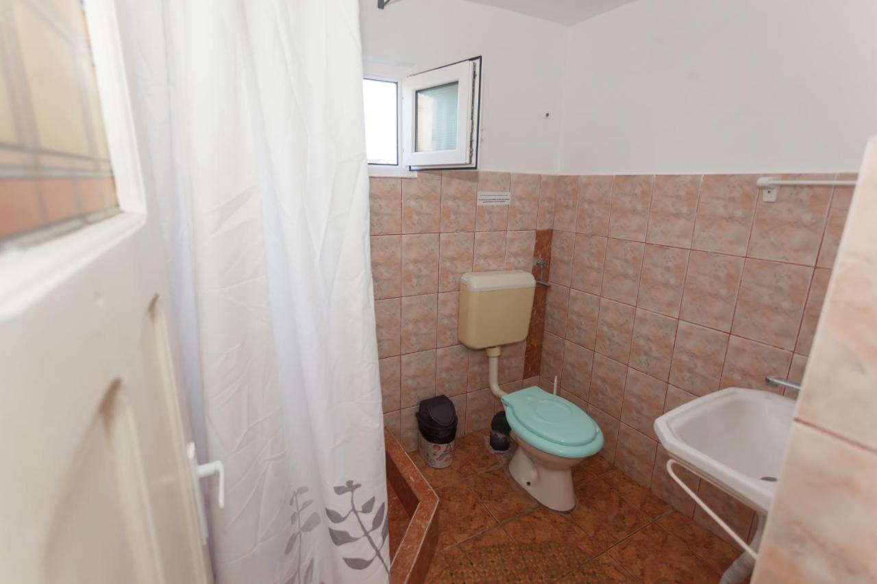 Triple Room Private Bathroom,1683876903:JPEG