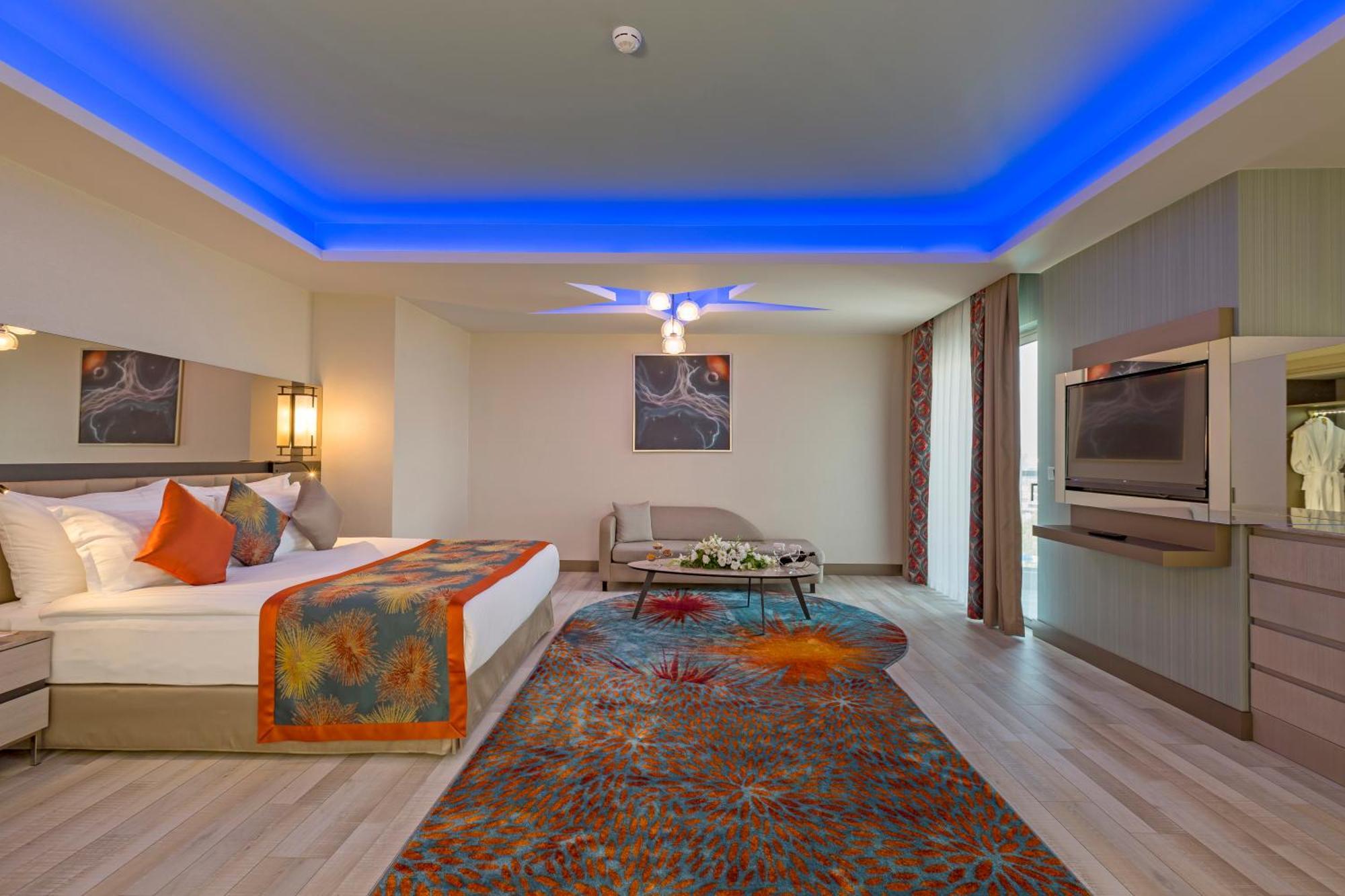 Deluxe Suite,1279927420:JPEG