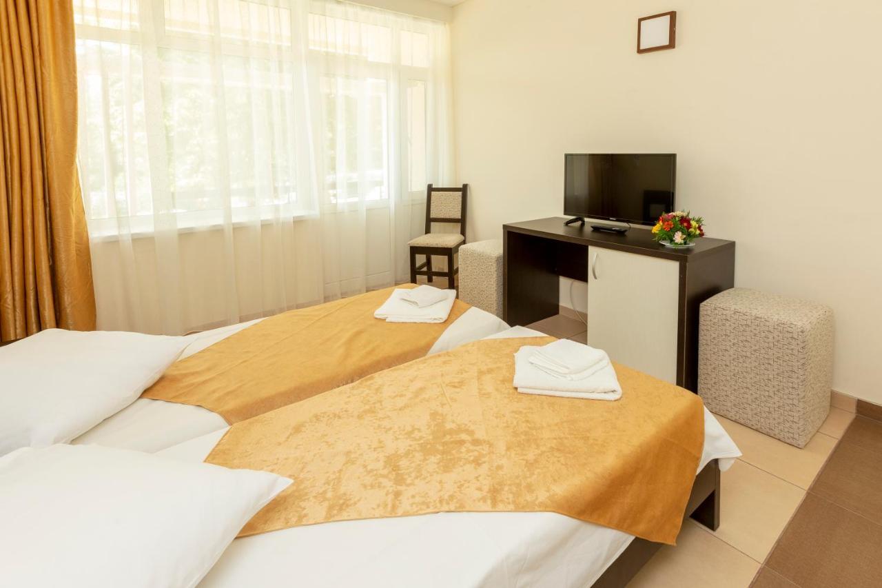 Double Room,1687478796:JPEG