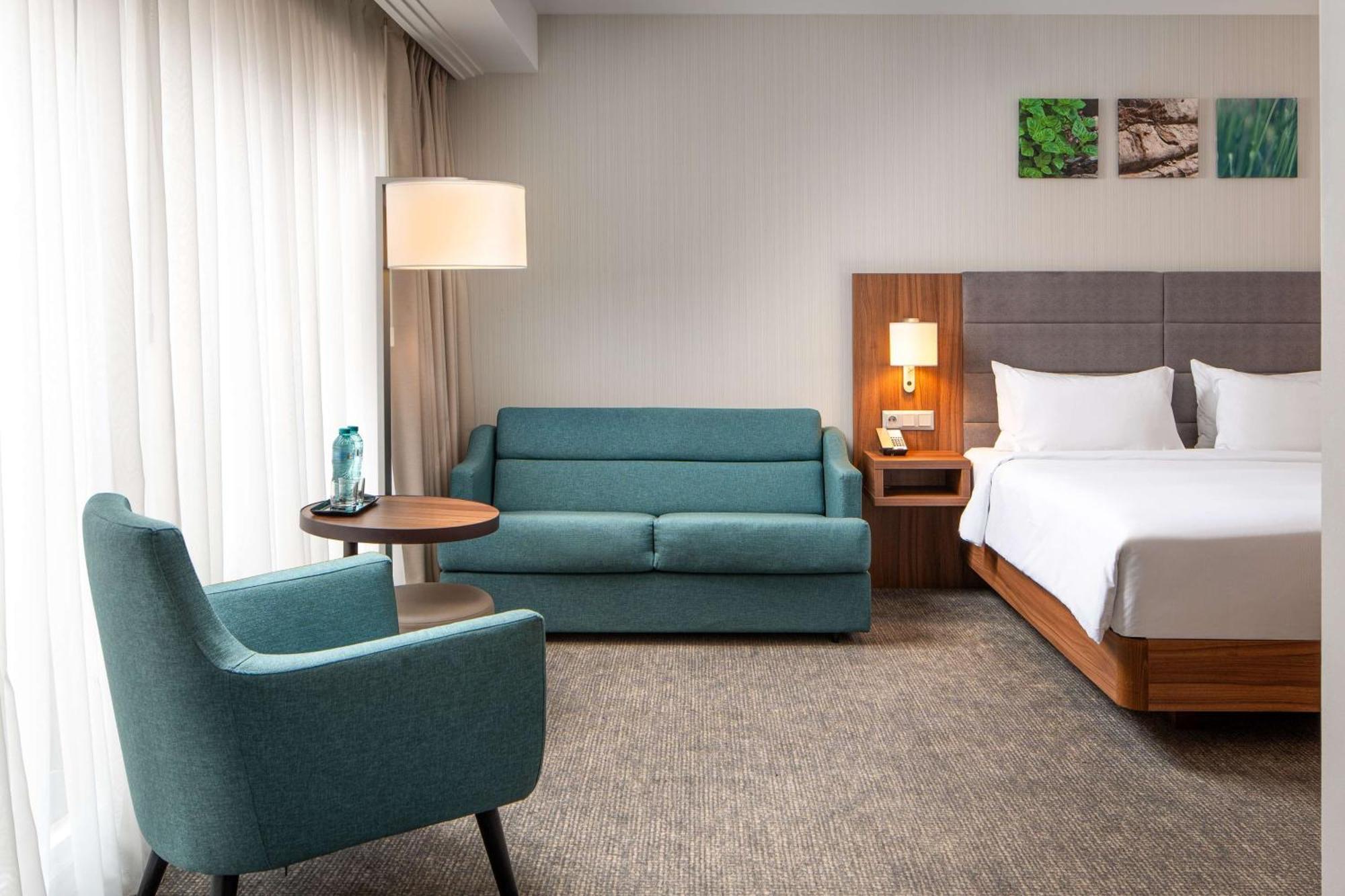 Junior Suite,1516068364:JPEG