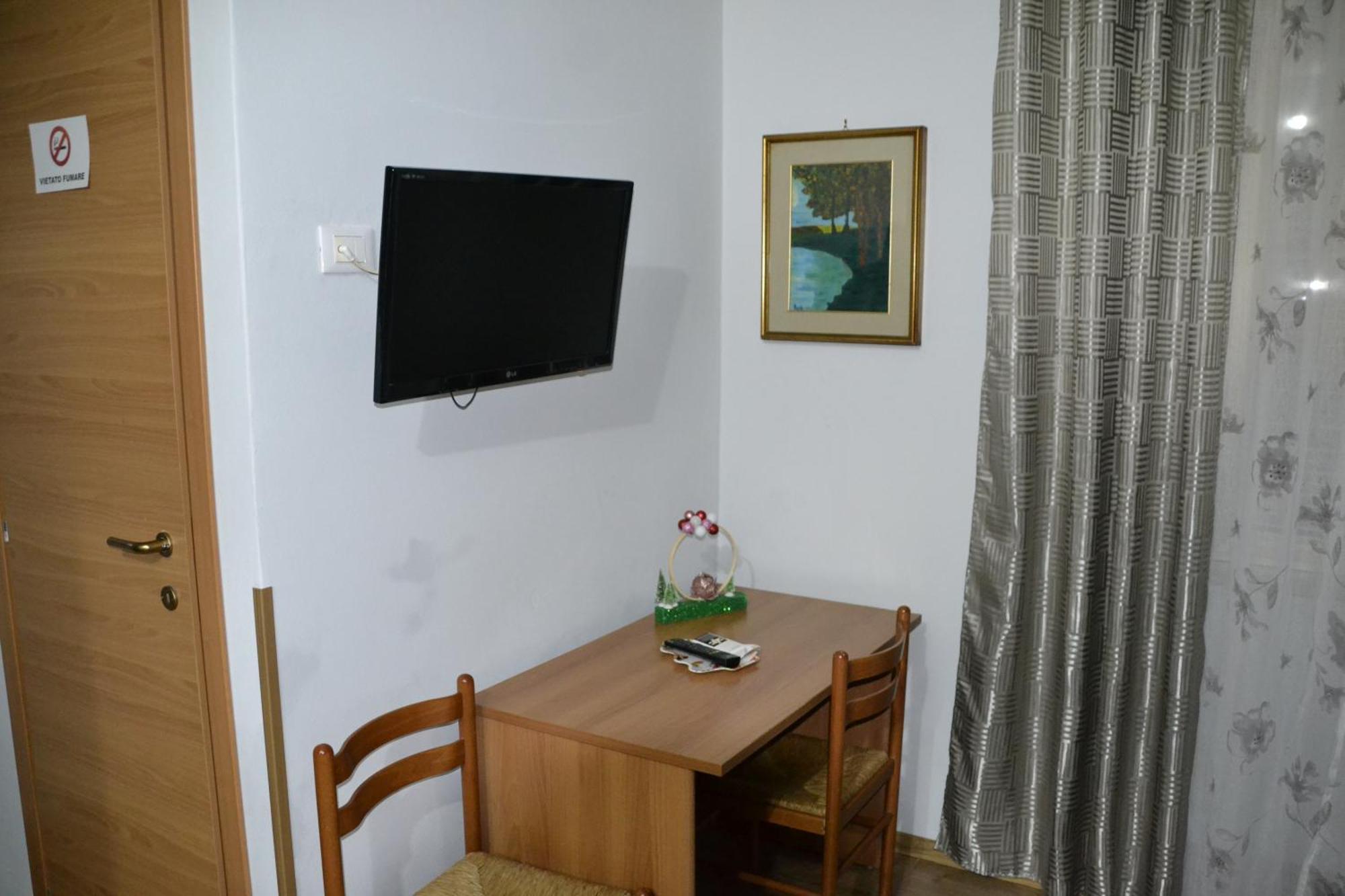 Cameră dublă cu baie privată