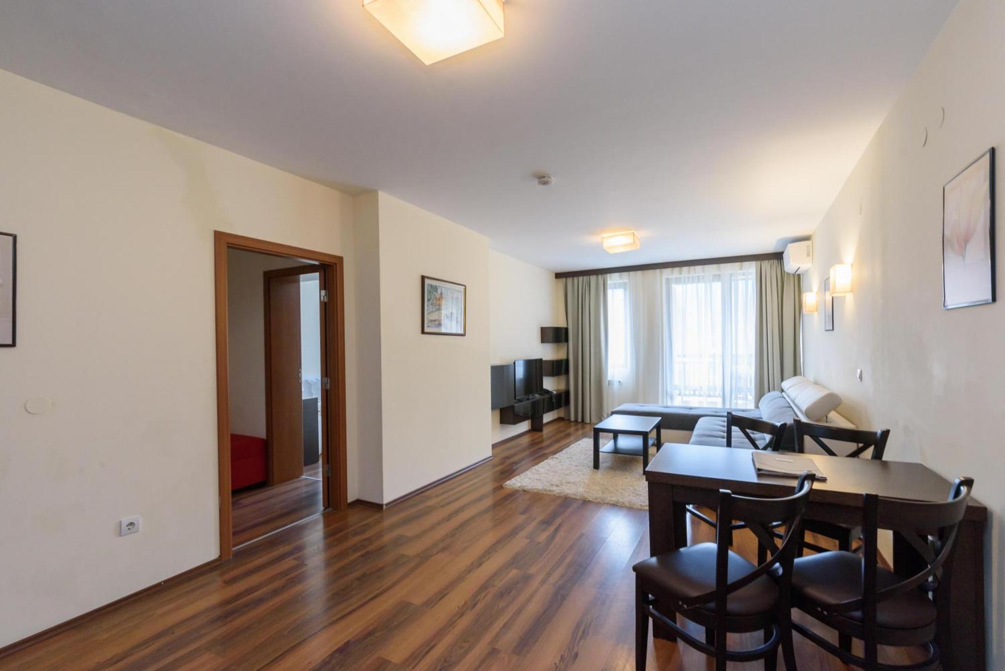 Apartament cu 2 dormitoare - parter