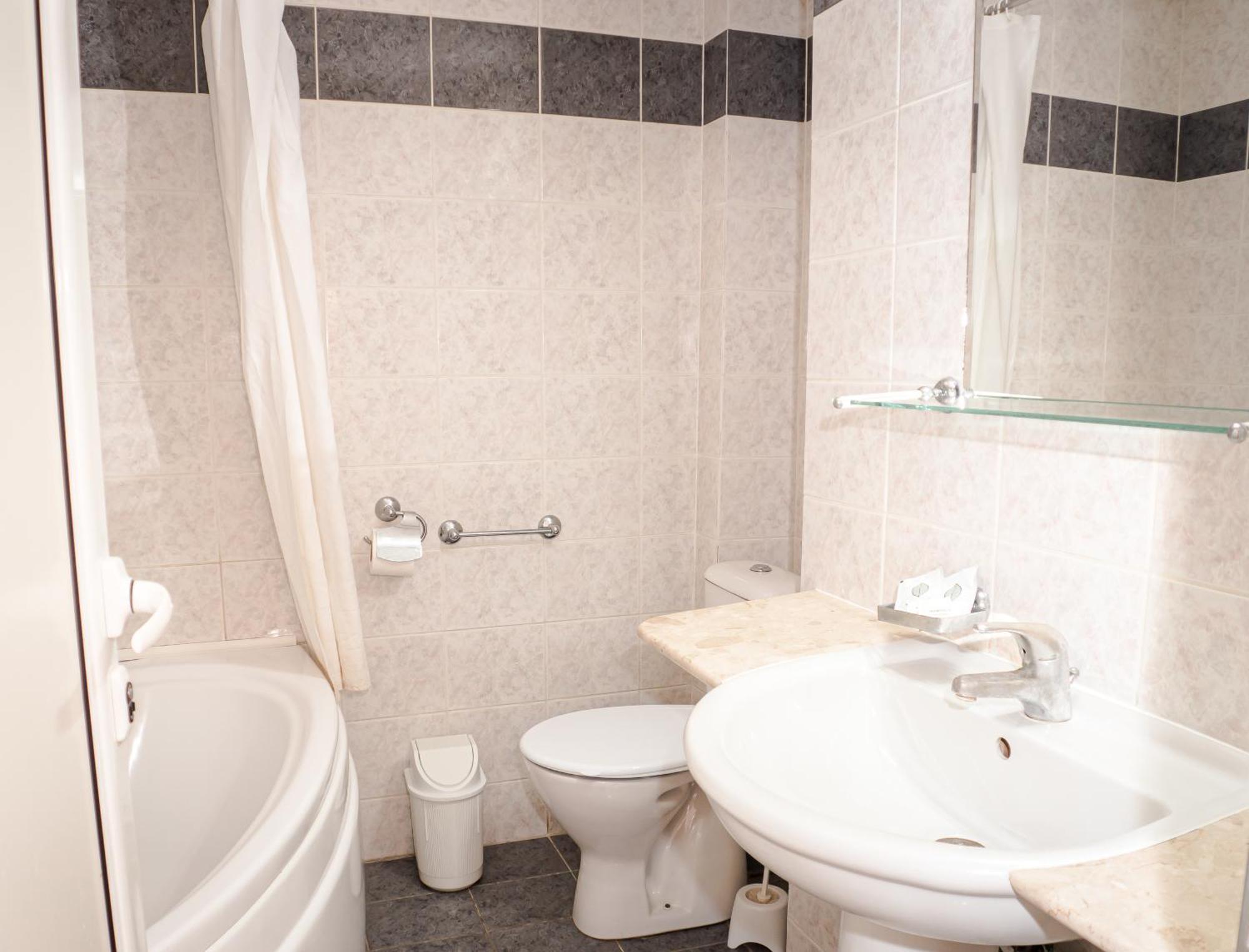 Double or Twin Room,1543982743:JPEG