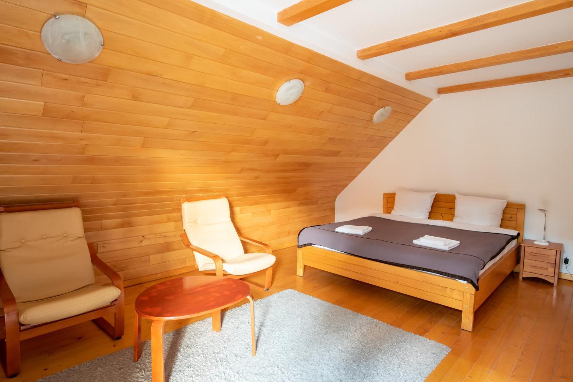 Two-Bedroom Suite Balcony,1588183287:JPEG