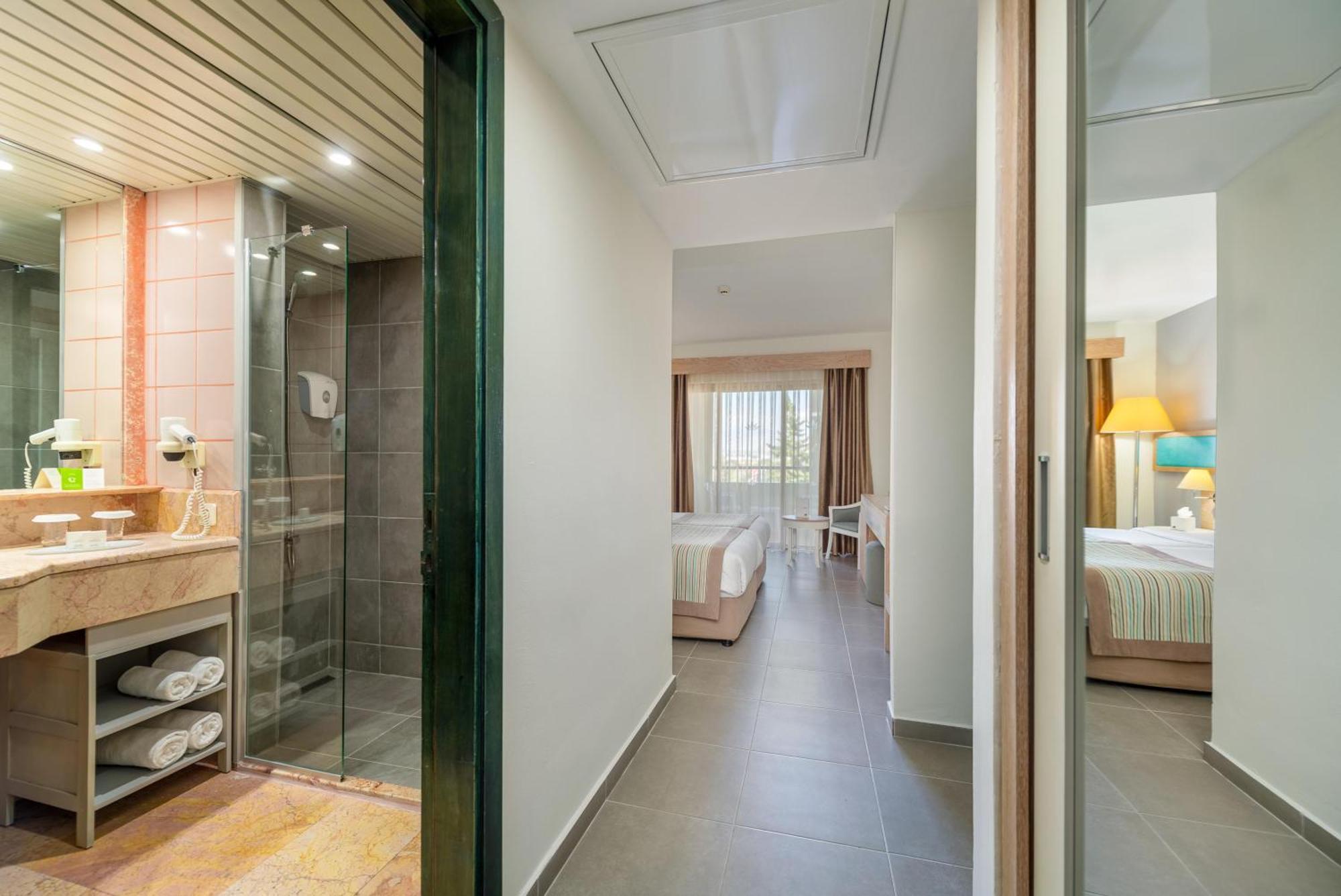 Suite Room - Adult Only Zone