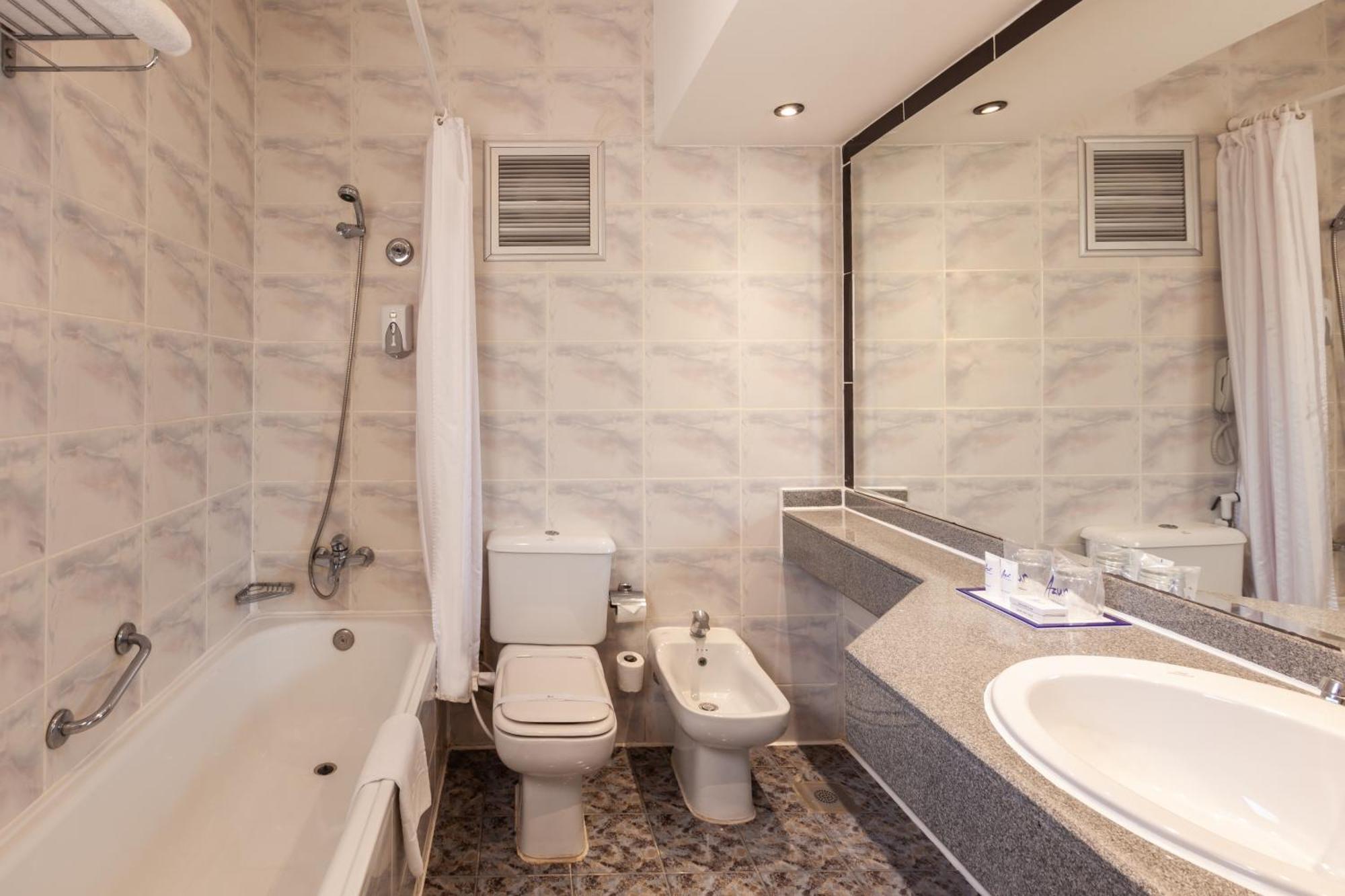 Bungalou cu 1 dormitor (3 adulţi)