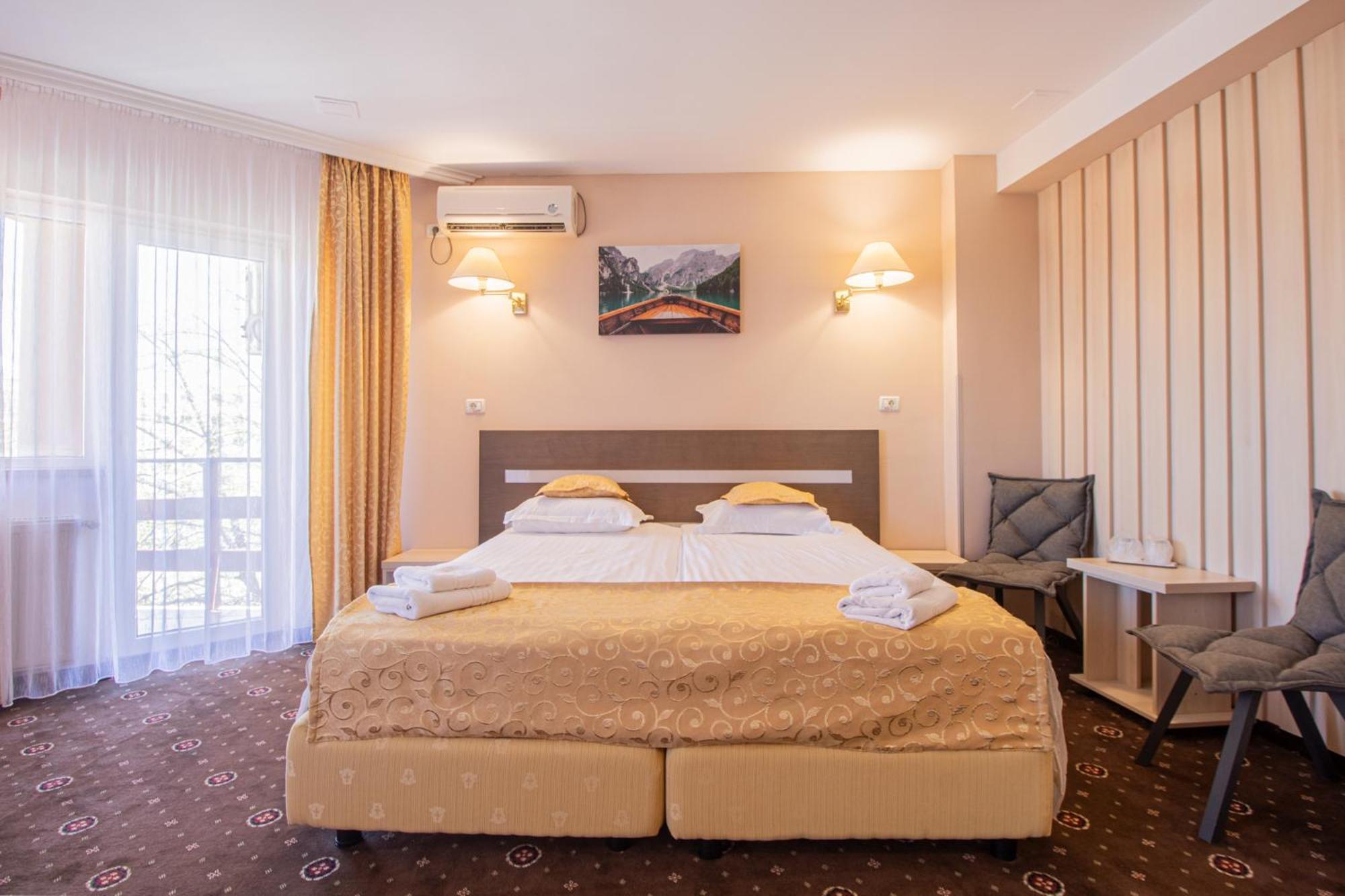 Junior Suite,1574697500:JPEG