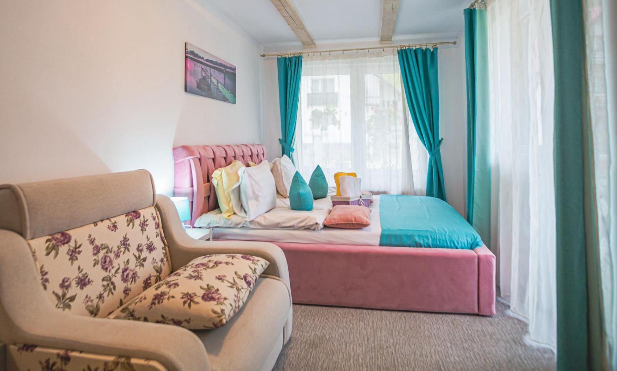 Triple Room,1067129293:JPEG