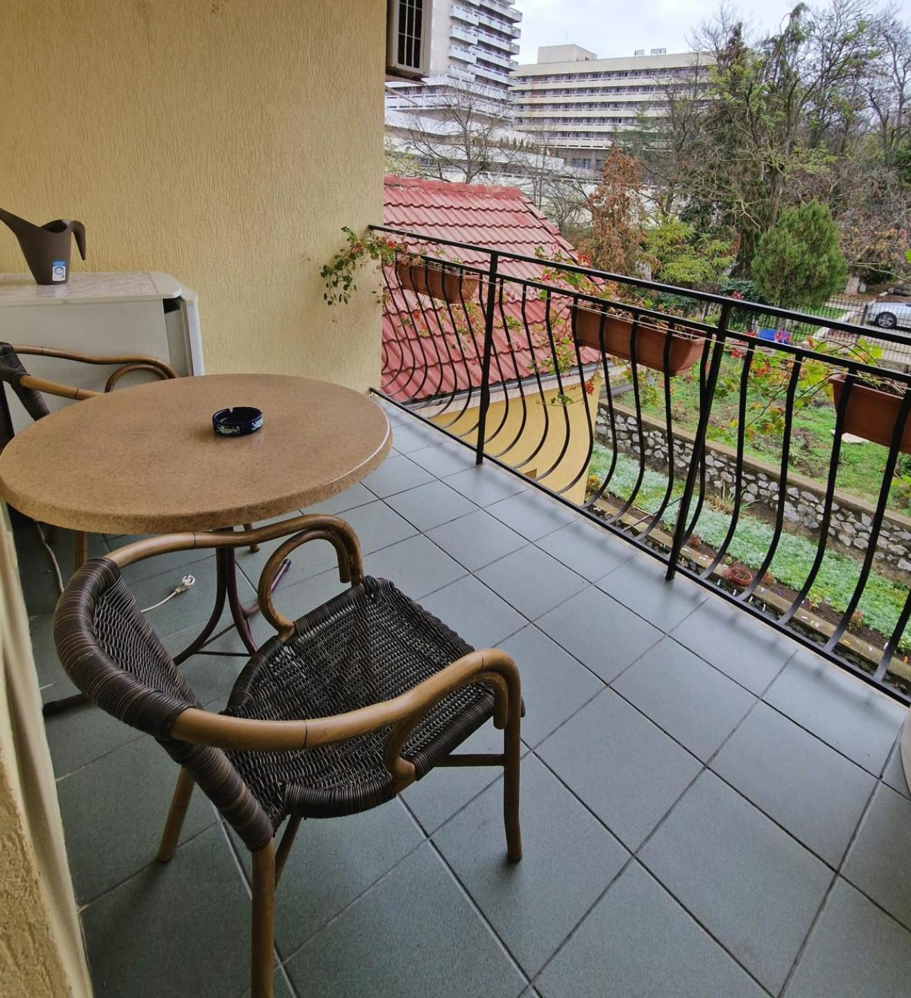 Apartament cu balcon