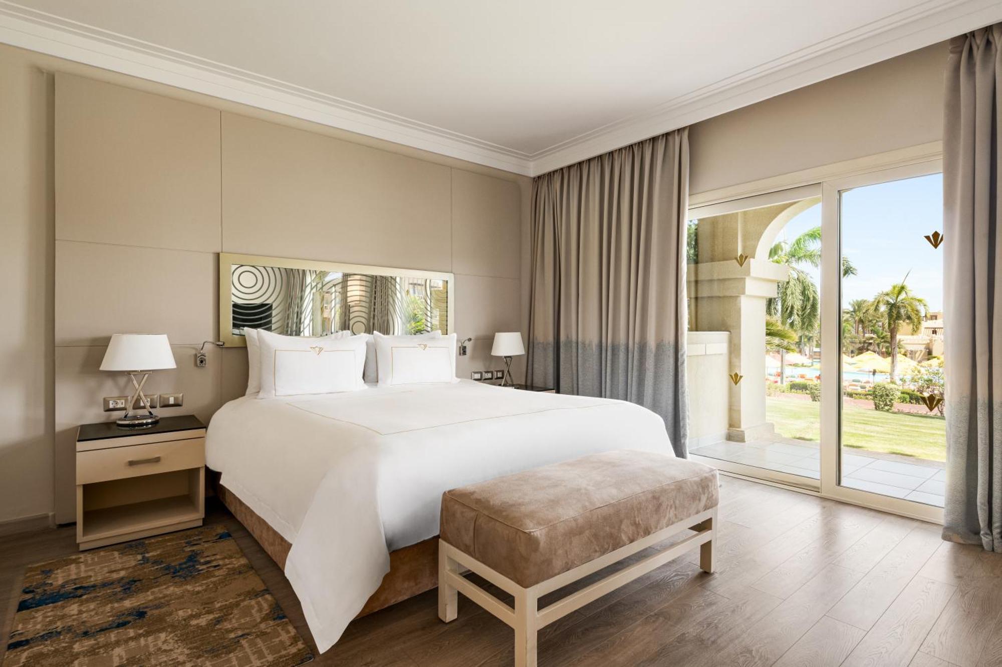 Junior Suite Twin Bed