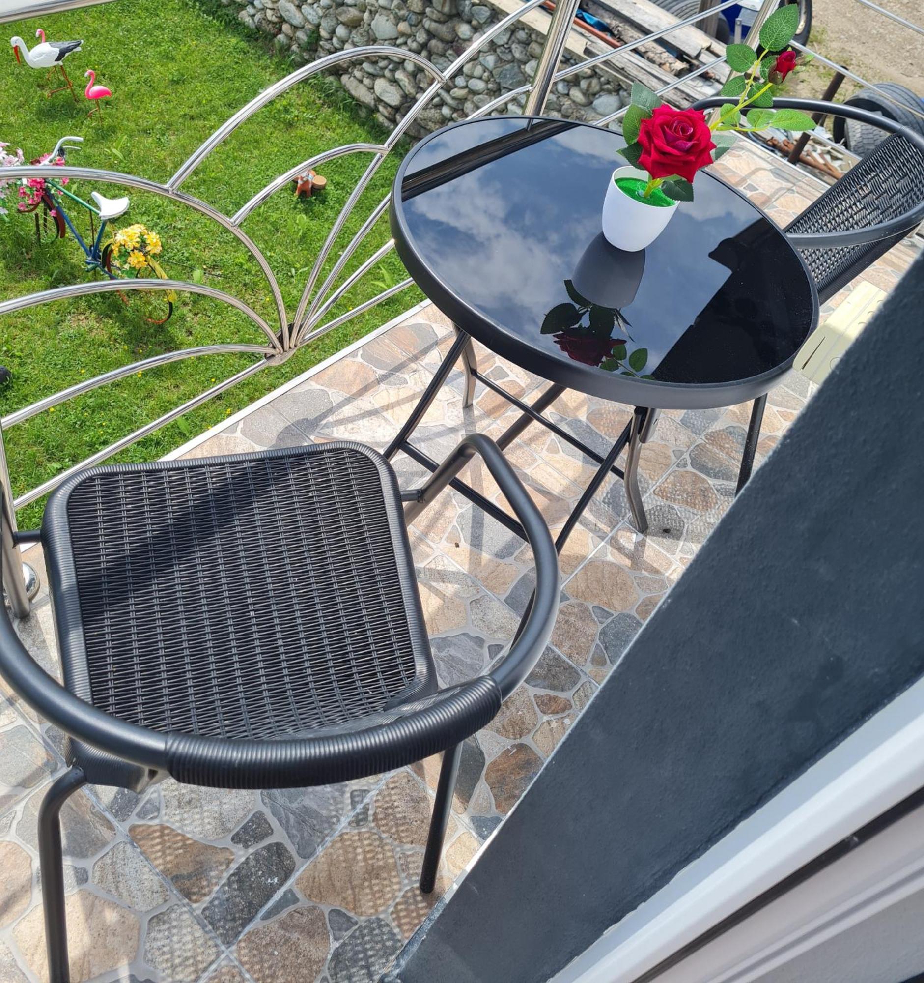 Cameră dublă cu balcon (2 adulți + 1 copil)