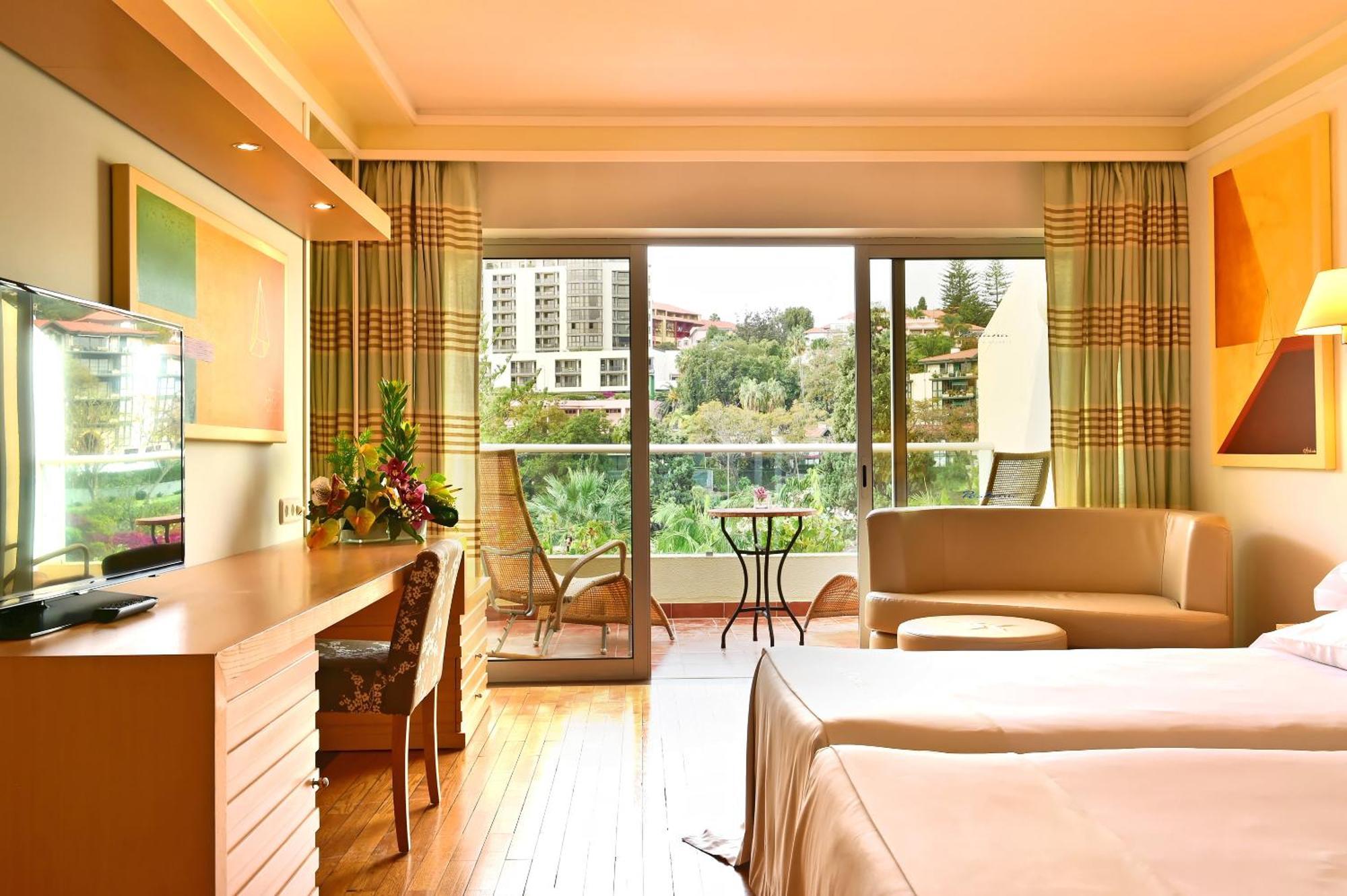 Classic Twin Room Pool View,1599639358:JPEG